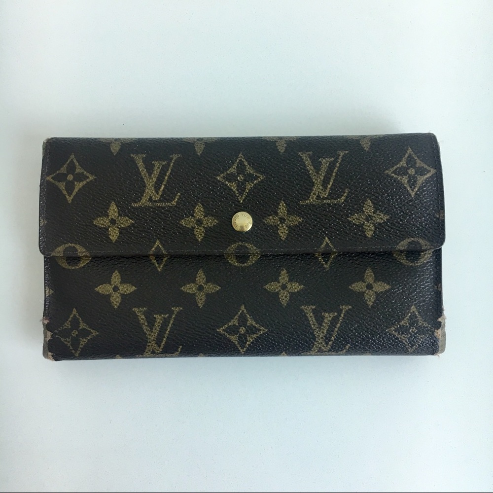 Vintage authentic Louis Vuitton wallet